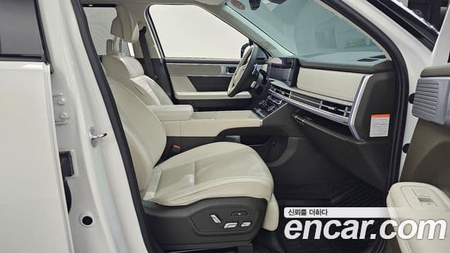 Hyundai Santa Fe 2023 — Şəkil 10/20