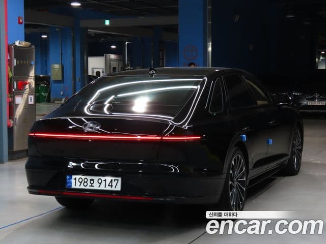 Hyundai Grandeur 2023 — ფოტო 1/20