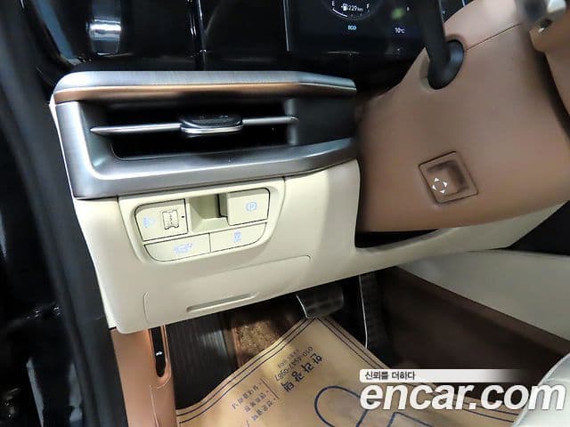Hyundai Grandeur 2023 — ფოტო 14/20