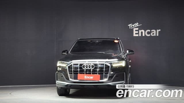 Audi Q7 2023 — ფოტო 3/20