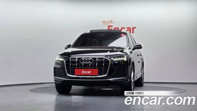 Audi Q7 2021 — Photo 17/20