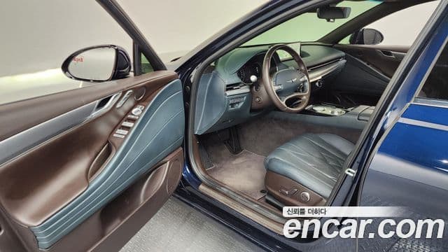 Genesis Electrified G80 2021 — Şəkil 10/20