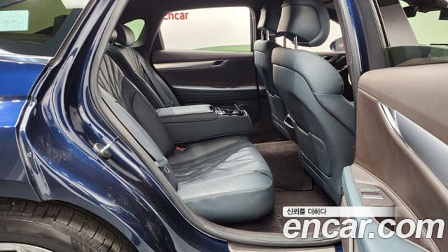 Genesis Electrified G80 2021 — фото 12 из 20