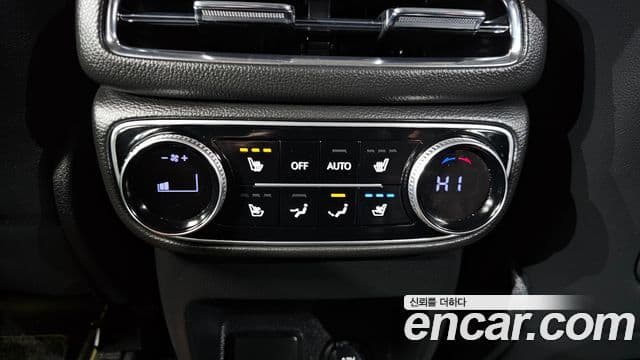 Genesis GV80 2021 — Photo 16/20