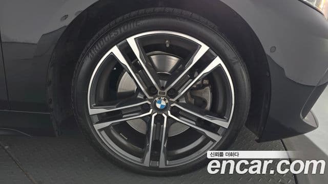 BMW 1 Series 2021 — ფოტო 5/20