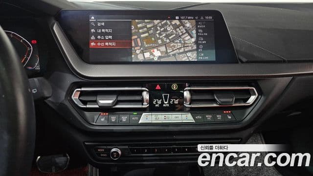 BMW 1 Series 2021 — ფოტო 14/20