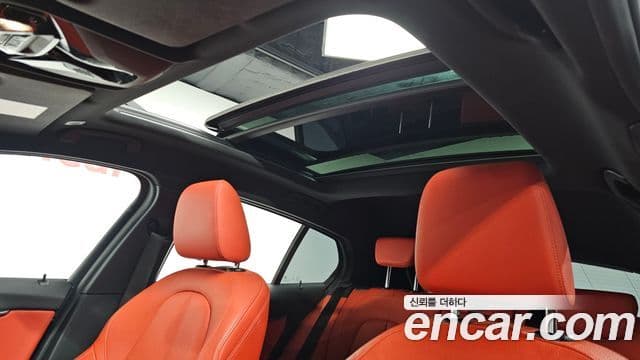 BMW 1 Series 2021 — ფოტო 19/20