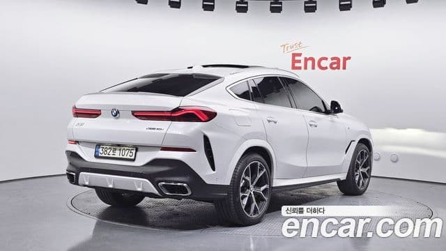 BMW X6 2021 — ფოტო 2/20