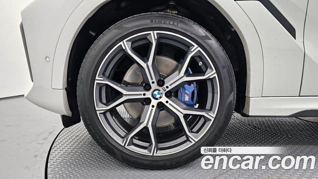 BMW X6 2021 — ფოტო 5/20
