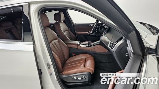 BMW X6 2021 — ფოტო 12/20
