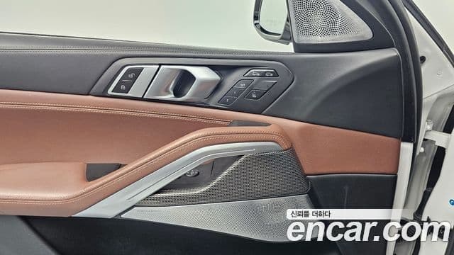 BMW X6 2021 — ფოტო 15/20