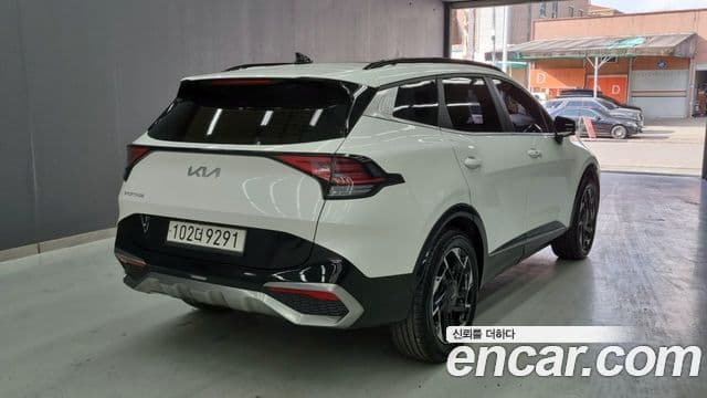 Kia Sportage 2021 — Şəkil 1/18