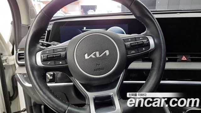 Kia Sportage 2021 — Şəkil 16/18