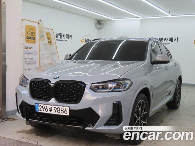 BMW X4 2022 — Photo 6/20