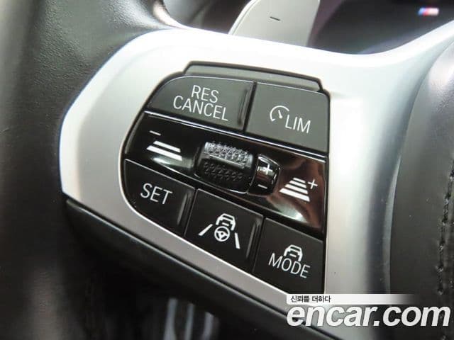 BMW X4 2022 — Photo 13/20