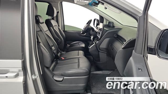 Hyundai Staria 2022 — ფოტო 12/20
