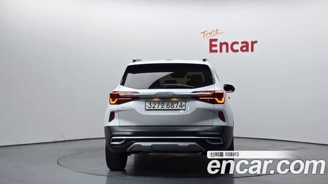 Kia Seltos 2021 — ფოტო 4/20