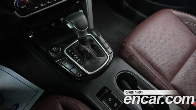 Kia Seltos 2021 — ფოტო 9/20