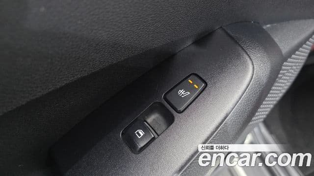 Kia Seltos 2021 — ფოტო 19/20