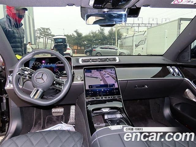 Mercedes-Benz S-Class 2025 — ფოტო 10/20