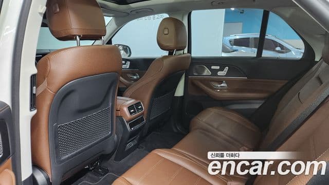Mercedes-Benz GLE-Class 2024 — ფოტო 15/18