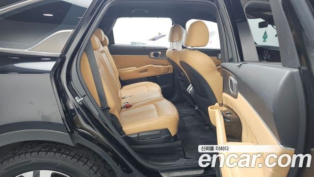Kia Sorento 2021 — ფოტო 11/19