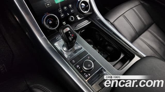Land Rover Range Rover Sport 2018 — ფოტო 5/20