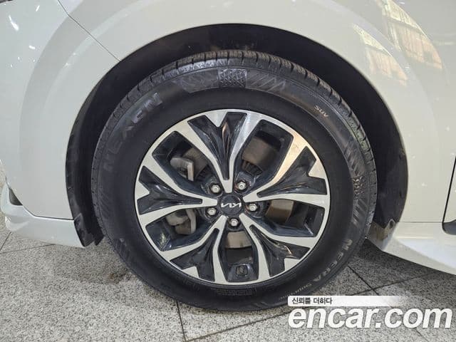 Kia Carnival 2021 — Фото 20/20