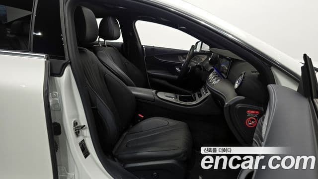 Mercedes-Benz CLS-Class 2023 — ფოტო 8/20