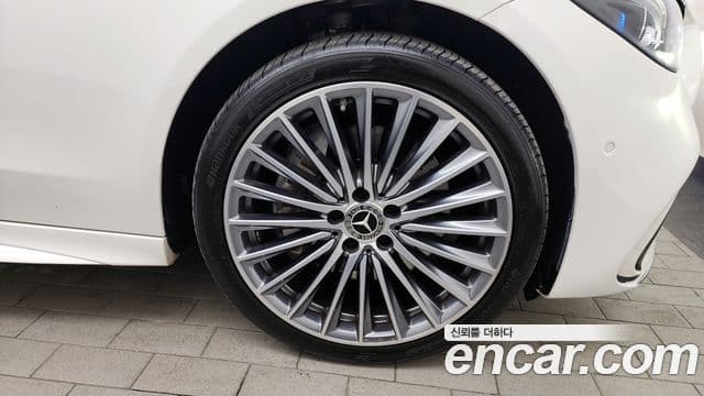 Mercedes-Benz C-Class 2022 — Фото 5/20