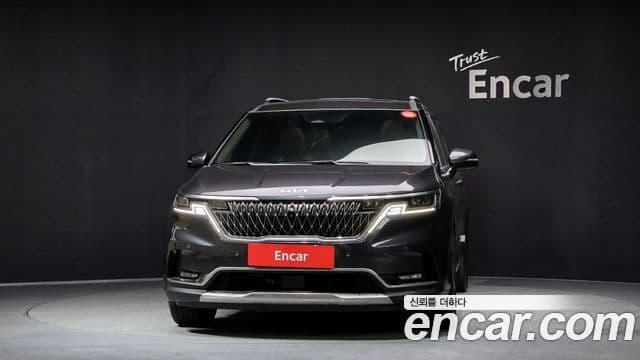 Kia Carnival 2022 — Фото 3/20