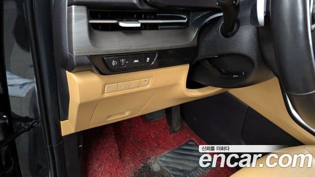 Kia Carnival 2022 — Фото 18/20