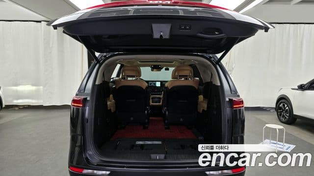 Kia Carnival 2022 — Фото 20/20