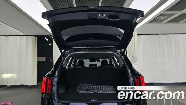 Kia Sorento 2021 — ფოტო 20/20