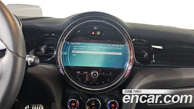 Mini Cooper S 2022 — фото 14 из 20