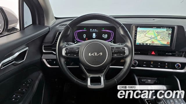 Kia Sportage 2023 — ფოტო 13/20