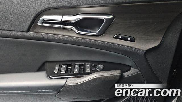 Kia Sportage 2021 — ფოტო 13/20