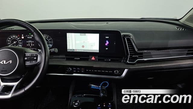 Kia Sportage 2021 — ფოტო 16/20