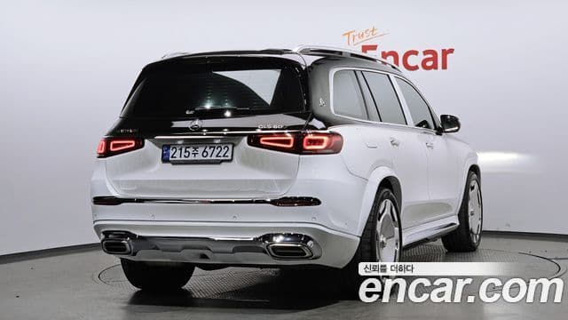 Mercedes-Benz GLS-Class 2022 — Photo 4/20