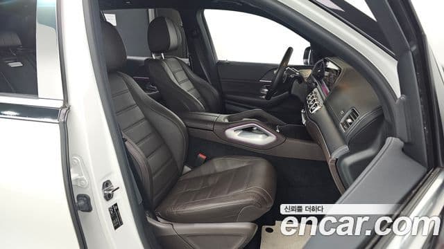 Mercedes-Benz GLS-Class 2022 — Photo 18/20