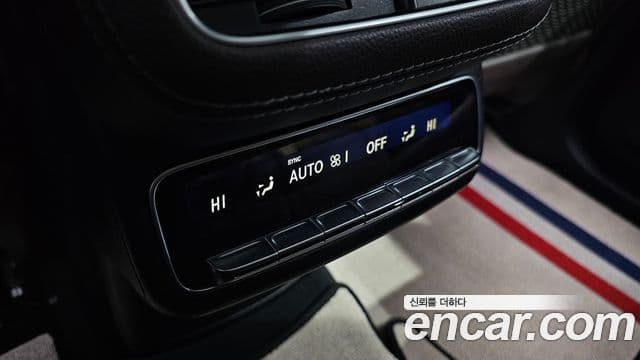 Mercedes-Benz GLS-Class 2022 — Photo 6/20