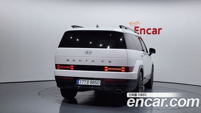 Hyundai Santa Fe 2024 — ფოტო 4/20