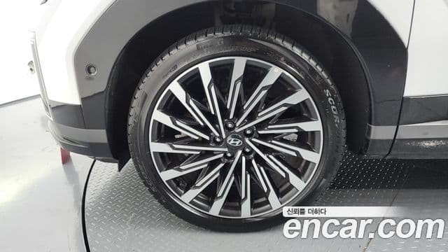 Hyundai Santa Fe 2024 — ფოტო 5/20