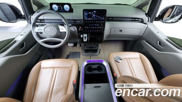 Hyundai Staria 2022 — ფოტო 10/20