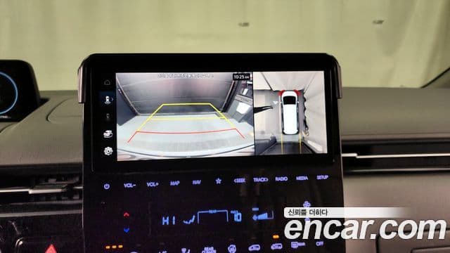 Hyundai Staria 2022 — ფოტო 15/20