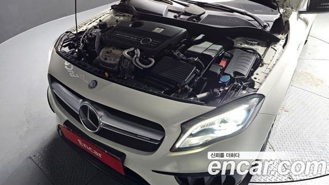 Mercedes-Benz GLA-Class 2018 — Şəkil 1/20