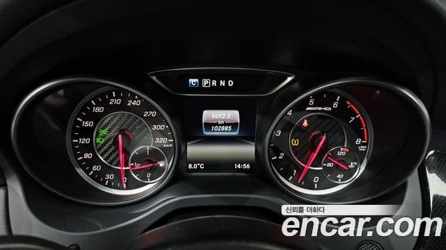 Mercedes-Benz GLA-Class 2018 — Şəkil 6/20