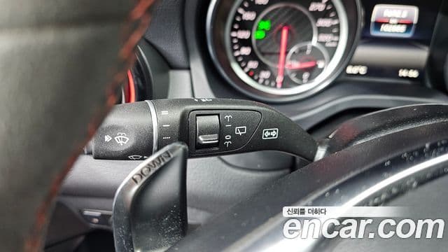 Mercedes-Benz GLA-Class 2018 — Şəkil 3/20
