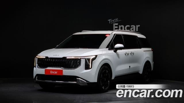 Kia Carnival 2024 — ფოტო 1/20