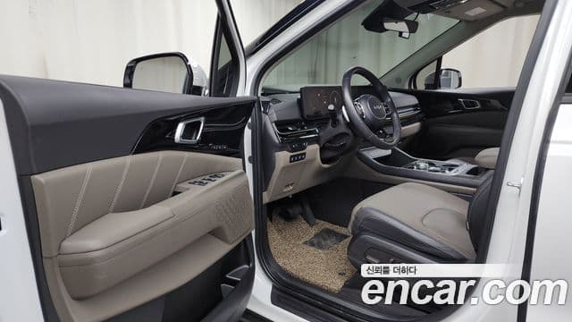 Kia Carnival 2024 — ფოტო 10/20